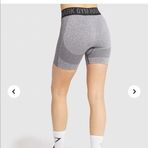 Gymshark flex shorts size L